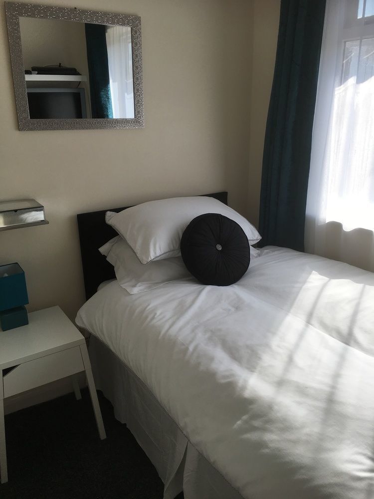 ノッティンガム Richmond House Bed & Breakfast エクステリア 写真